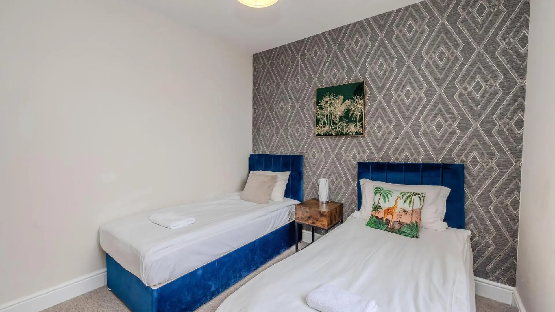Flash Sale Central Hove 3 Bedroom Flat Bn310Fir04 Apartment Brighton