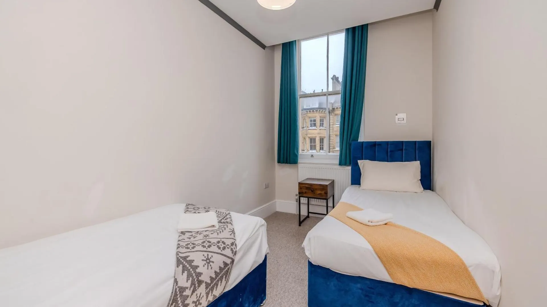 Flash Sale Central Hove 3 Bedroom Flat Bn310Fir04 United Kingdom
