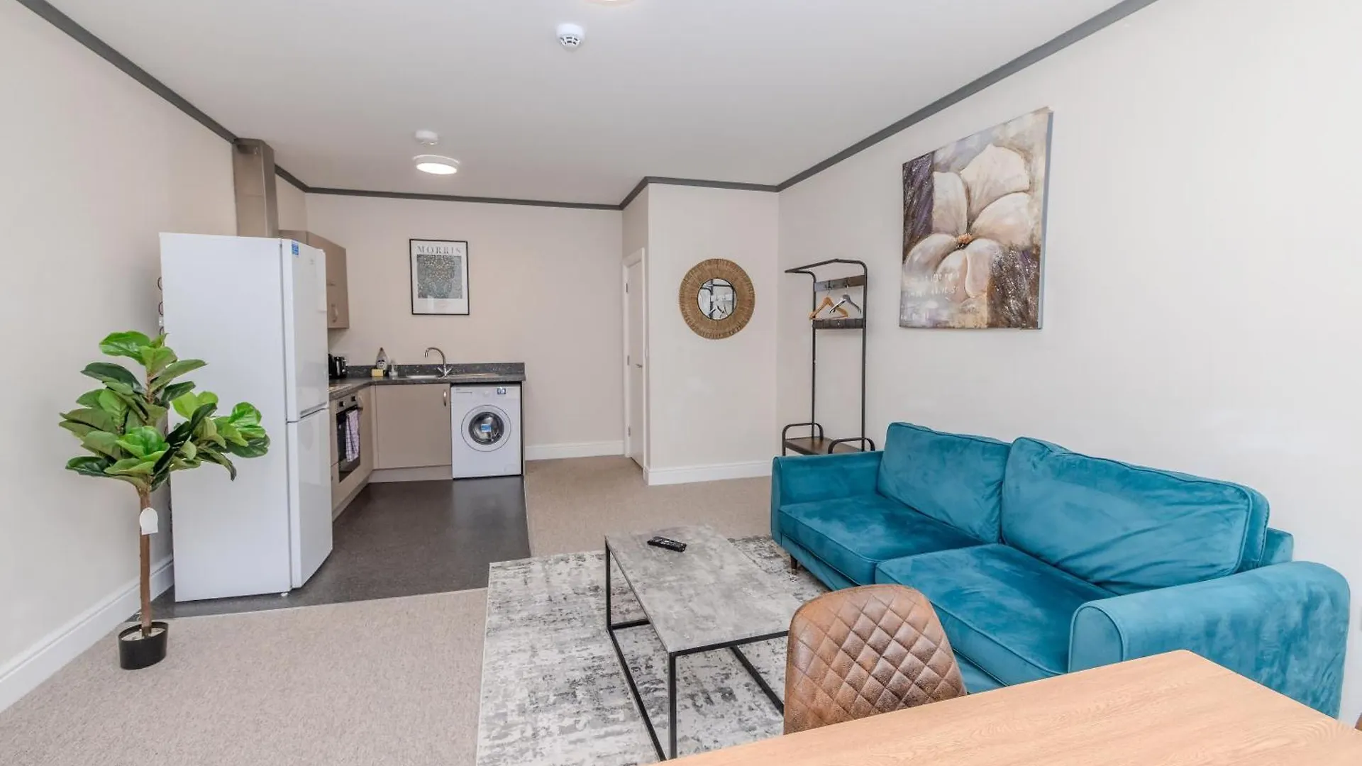 Flash Sale Central Hove 3 Bedroom Flat Bn310Fir04 0*, Brighton